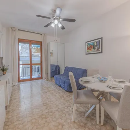 Comodo E In Ottima Posizione *