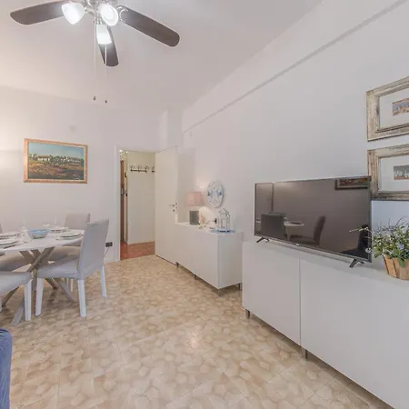 דירה Comodo E In Ottima Posizione *